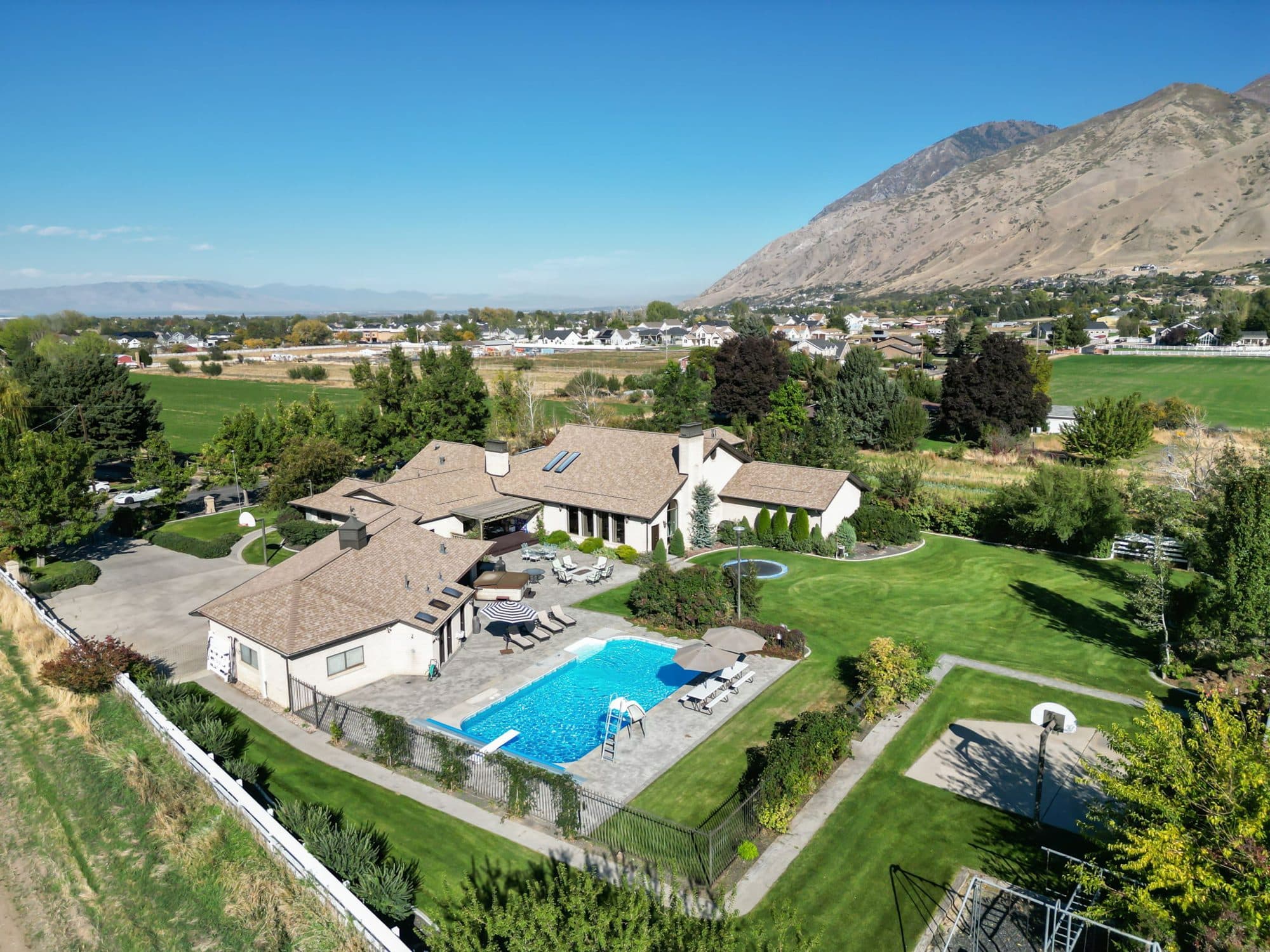Thumbnail 10 for 910 N 1600 E, Mapleton, Utah